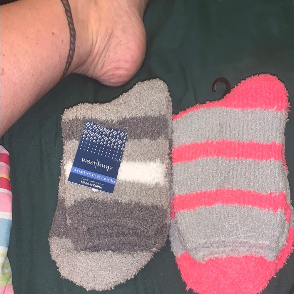 West Loop 2 pair Cozy Socks nwt